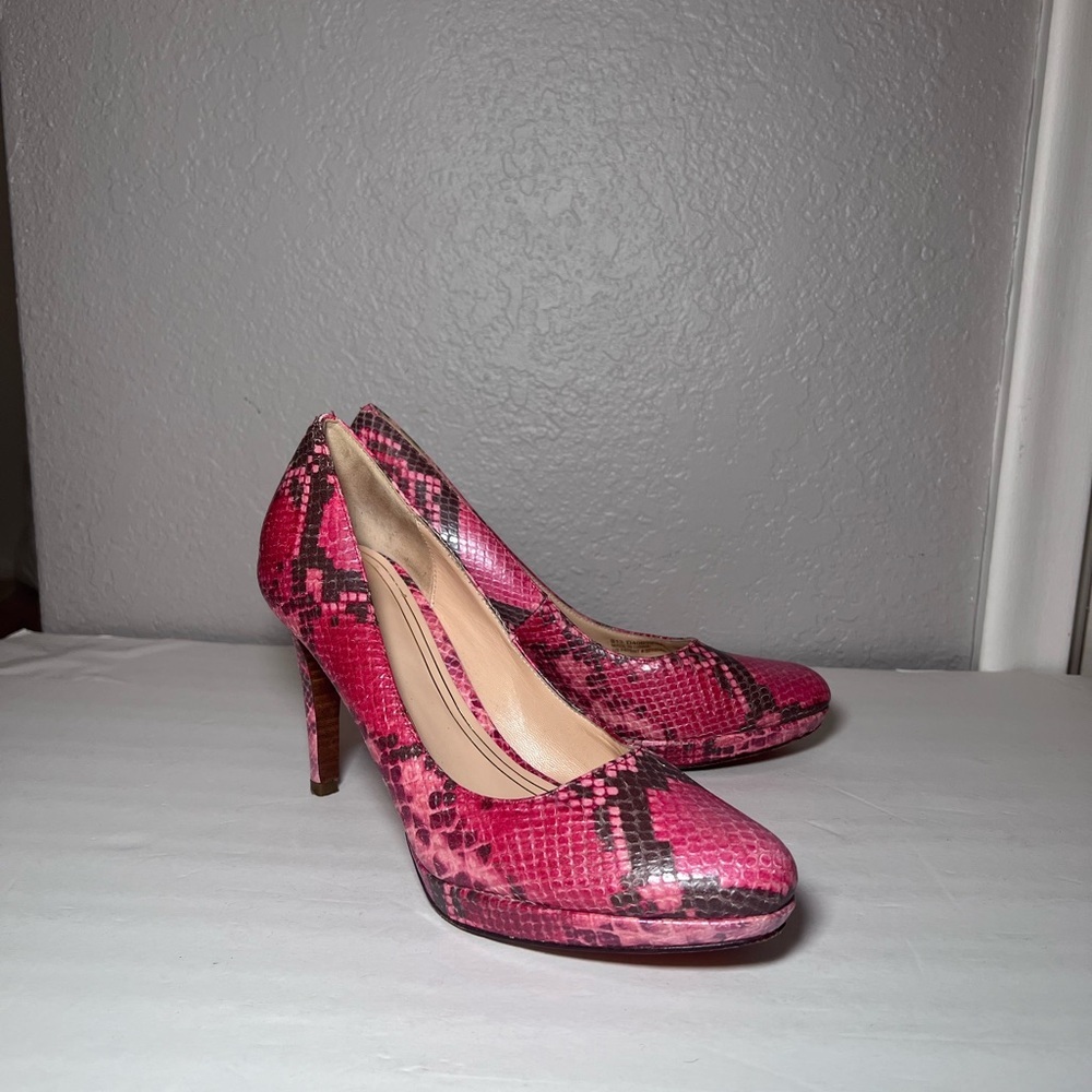 Cole Haan Pink Snakeskin Platform Pumps Heels